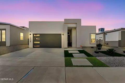 12328 Desert Heights Ct, El Paso, TX 79938