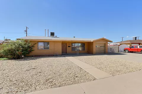 909 Apple Ln, El Paso, TX 79925