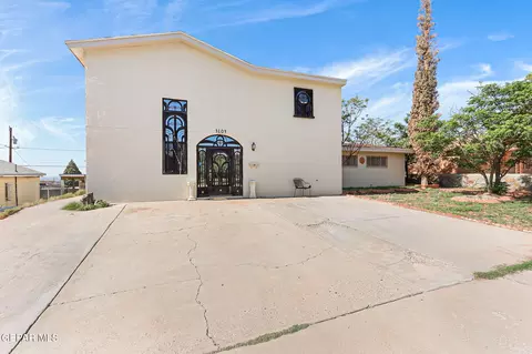 3104 Van Buren Ave, El Paso, TX 79930