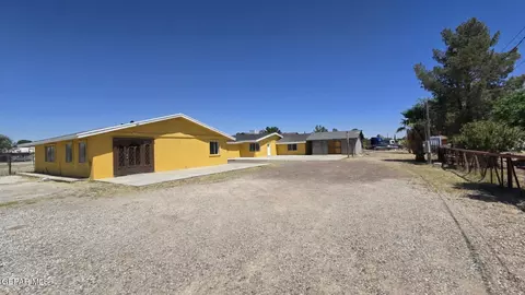 557 Bonampak Dr, San Elizario, TX 79849