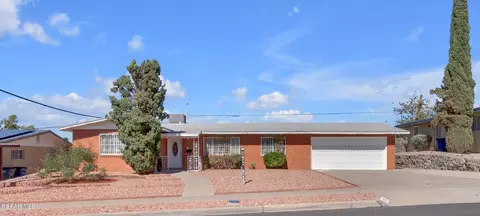 6636 Fiesta Dr, El Paso, TX 79912