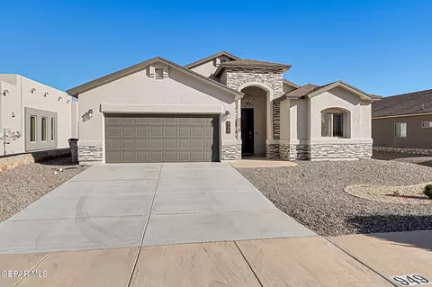 949 Pecos River Dr, El Paso, TX 79932