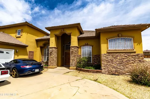 12941 Fallen Hero Ln, El Paso, TX 79938