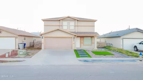 10653 Silvercloud Dr, El Paso, TX 79924