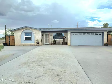 8695 Akron St, El Paso, TX 79907