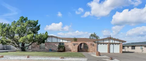 10313 Byway Dr, El Paso, TX 79925