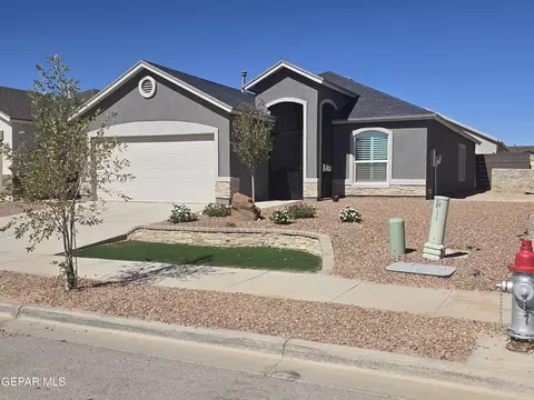 13929 Garforth Ave, Horizon City, TX 79928