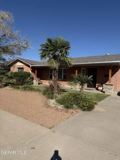 8113 Dempsey Ave, El Paso, TX 79925