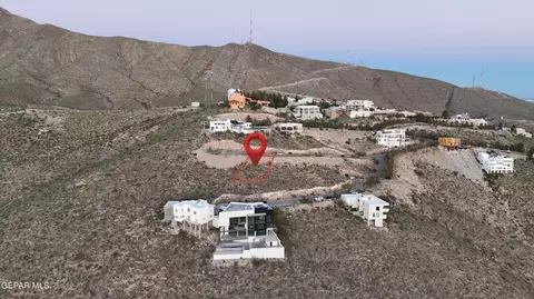 23 Apache Crest Dr, El Paso, TX 79902