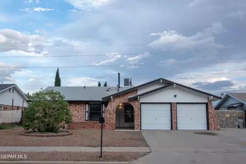 10534 Crete Dr, El Paso, TX 79924