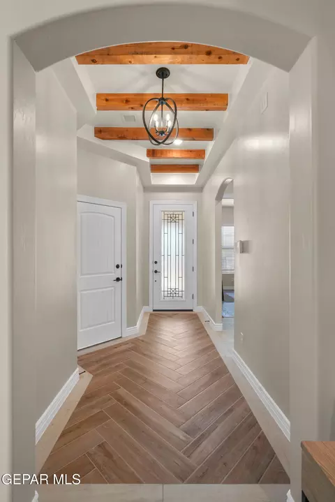 13981 Summer Wave Ave, Horizon City, TX 79928