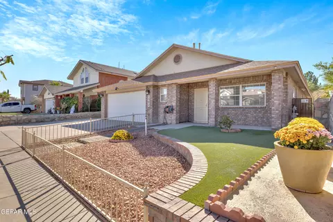 1392 Clay Basket Cir, El Paso, TX 79936