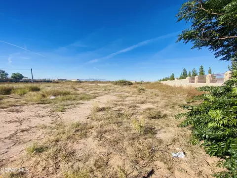 1152 Steve Dr, Chaparral, NM 88081