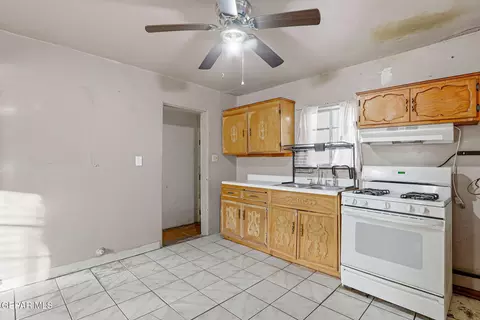 Entry Way - 116 Tamarisk St, Anthony, TX 79821 photo 1 of 1
