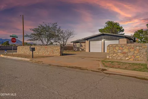 4701 G V Underwood Dr, El Paso, TX 79924