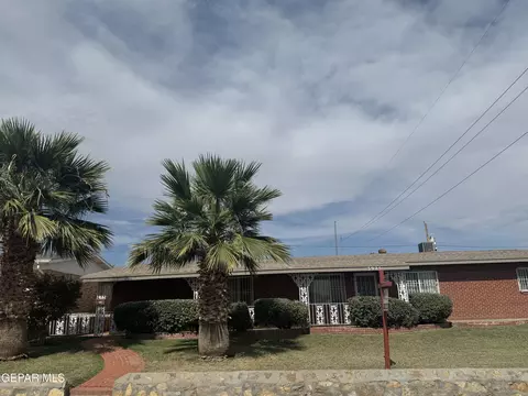 3925 Titanic Ave, El Paso, TX 79904