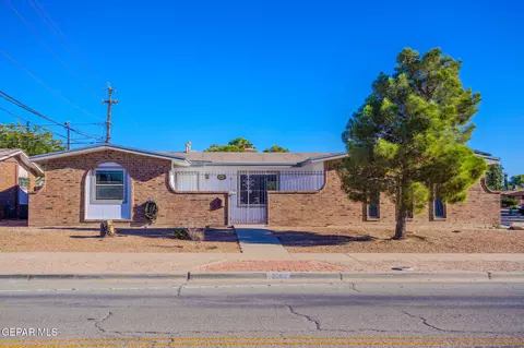 2000 Solano Dr, El Paso, TX 79935