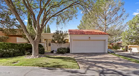 1077 Los Jardines Cir, El Paso, TX 79912