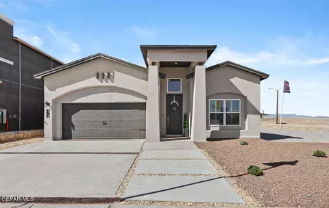 101 Bonnie Trl, Santa Teresa, NM 88008