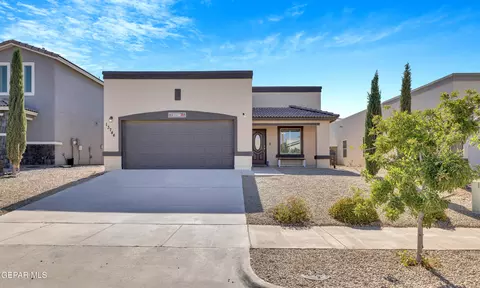 13744 Blackburn Ave, El Paso, TX 79928