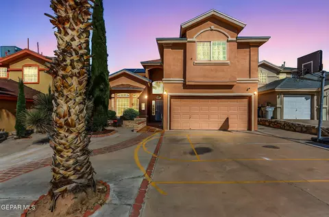 7939 Starry Night Dr, El Paso, TX 79932