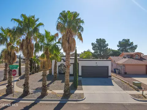 1786 Polly Harris Dr, El Paso, TX 79936
