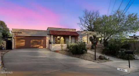 836 Espolon Dr, El Paso, TX 79912