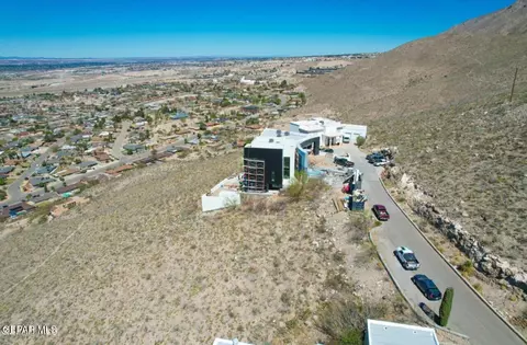 27 Hidden Hills Dr, El Paso, TX 79902