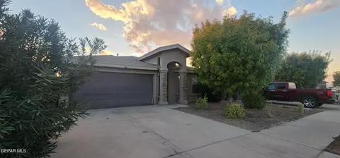 11132 Catherine Slutter Ln, El Paso, TX 79927