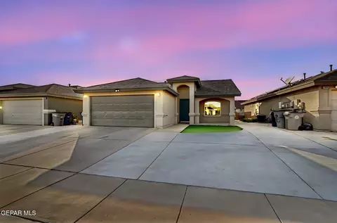 2437 Damsel Point Pl, El Paso, TX 79938