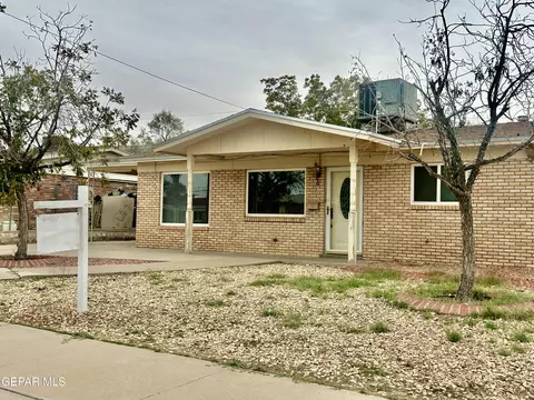 8341 Loma Terrace Rd, El Paso, TX 79907
