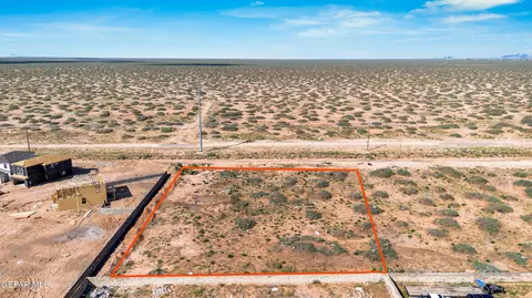 13100 Frankie Ln, El Paso, TX 79938