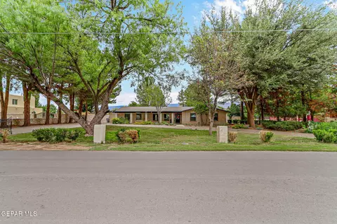 4298 Boy Scout Ln, El Paso, TX 79922