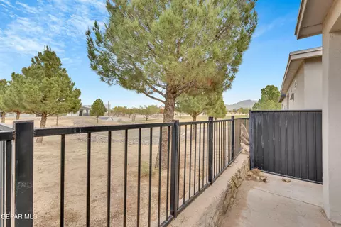 1069 Hoppas Ct, El Paso, TX 79932 photo 35