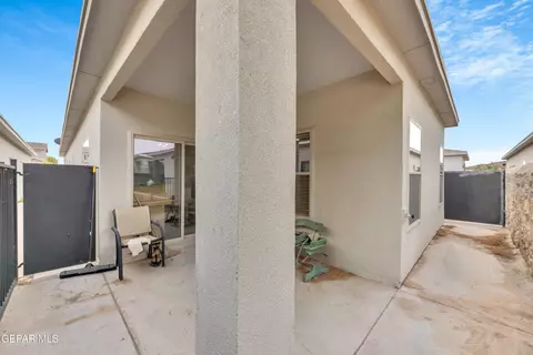 1069 Hoppas Ct, El Paso, TX 79932 photo 33