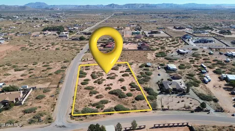 5160 Powder River Ln, El Paso, TX 79938