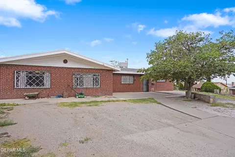 1240 1242 N Cotton, El Paso, TX 79902