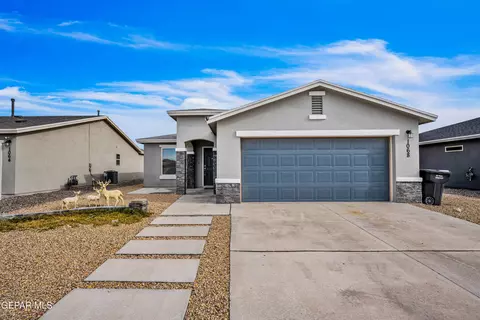 1068 Nalito Beltran Pl, Horizon City, TX 79928