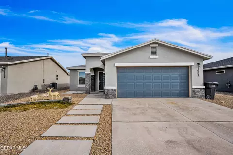 1068 Nalito Beltran Pl, Horizon City, TX 79928