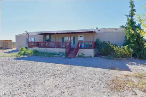 529 Paloma Blanca Dr, Chaparral, NM 88081