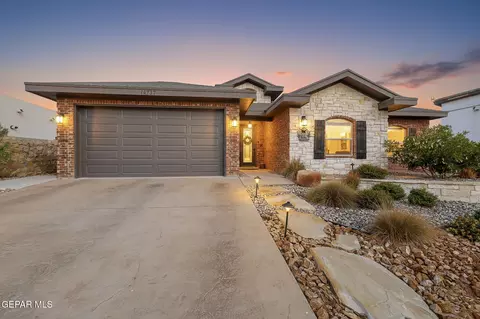 14737 Holly Springs Ave, El Paso, TX 79938