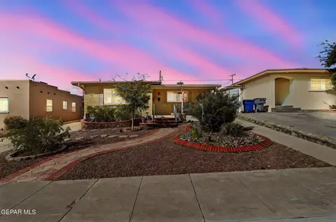 1635 Saint Johns Dr, El Paso, TX 79903