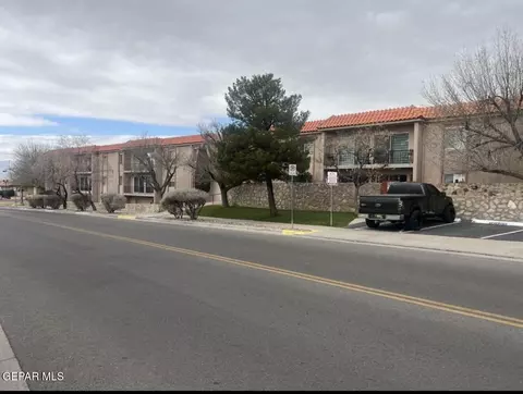 252 Shadow Mtn #A4, El Paso, TX 79912