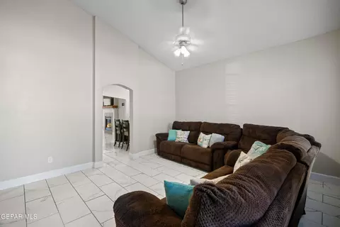 Entry Way - 10941 Duster Dr, El Paso, TX 79934 photo 1 of 2