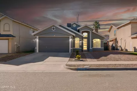 10941 Duster Dr, El Paso, TX 79934