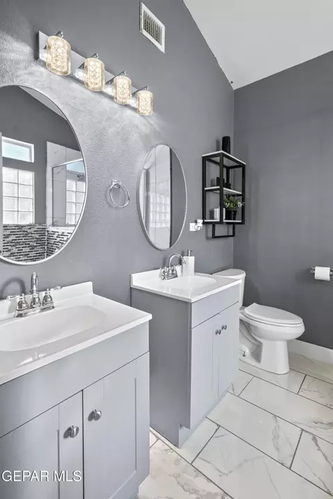 Bath - 10941 Duster Dr, El Paso, TX 79934 photo 3 of 6