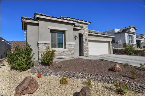 7373 Cimarron Gap Dr, El Paso, TX 79911