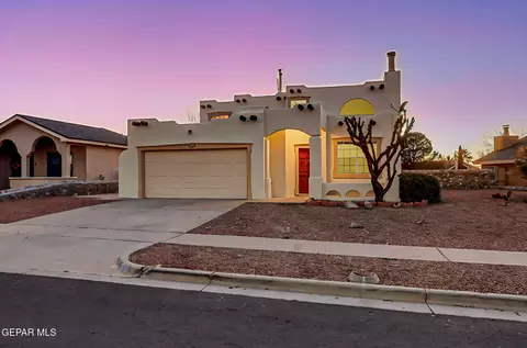 929 Totonaca Ln, El Paso, TX 79912
