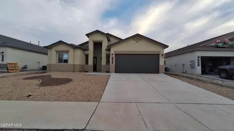 13676 Lago Vista Ave, Horizon City, TX 79928