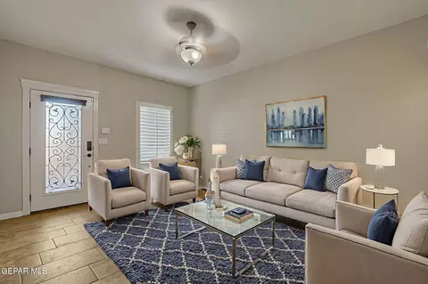 Living - 1012 Maximo Dr, El Paso, TX 79932 photo 1 of 4